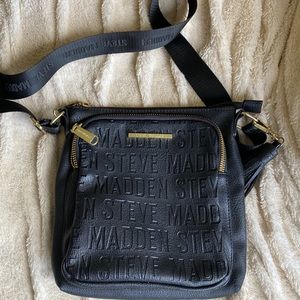 Steve Madden crossbody purse